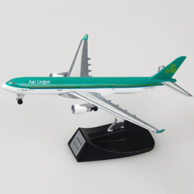 13CM Uçak Model Oyuncaklar İrlanda Havayolları Airbus 330 Uçak Modeli Diecast Plastik Reçine Alaşım Uçak Çocuklar için Hediyeler Koleksiyonları