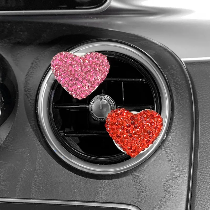 Bling Kalp Şekli Spreyleri Araç Difüzör Glitter Süslemeleri Araba Aksesuarları İç Kadın Oto Hava Firar Tatlandırıcı Koku