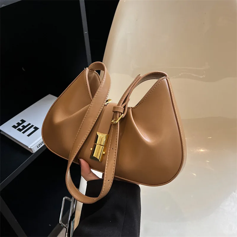 Kadınlar için ünlü marka tasarım çanta lüks çanta bolso çoğaltma Moda Retro Çanta Kadın omuzdan askili çanta askılı çanta