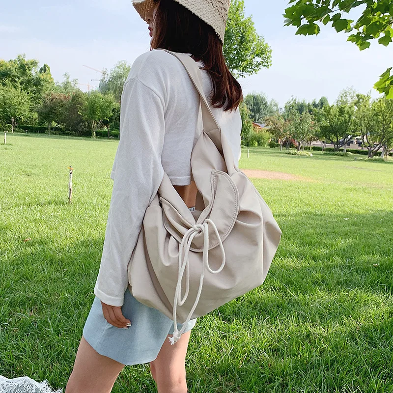 Moda Casual Tote omuzdan askili çanta Kadınlar için Tasarımcı Katı Basit kadın Çanta 2022 Yeni Dize Büyük çapraz vücut kadın çantaları