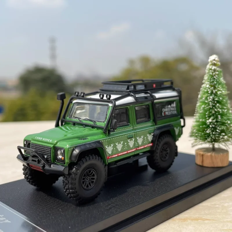Diecast Ölçekli 1: 64 Araçlar Land Rover Defender Off-road Araç Alaşım Araba Modeli Toplamak Süsler oyuncak arabalar Erkek Çocuklar için Hediyeler