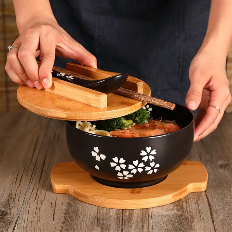Japon Tarzı Pirinç şehriye kapaklı kase Kaşık ve Çubuk Mutfak Sofra Seramik Salata çorba kasesi Gıda Konteyner Yemek Takımı