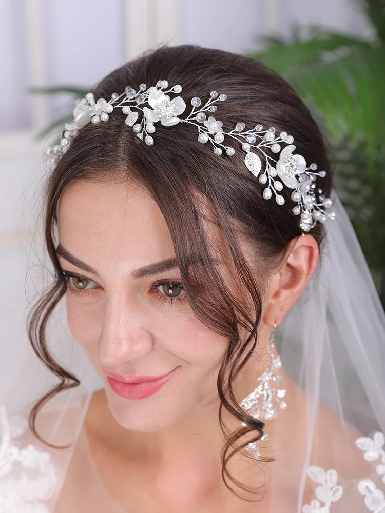 Zarif Düğün Kafa Bandı Gümüş Çiçek Kristal İnci Saç Süsler Balo Parti Headpieces Kadın saç aksesuarları Gelin Şapkalar